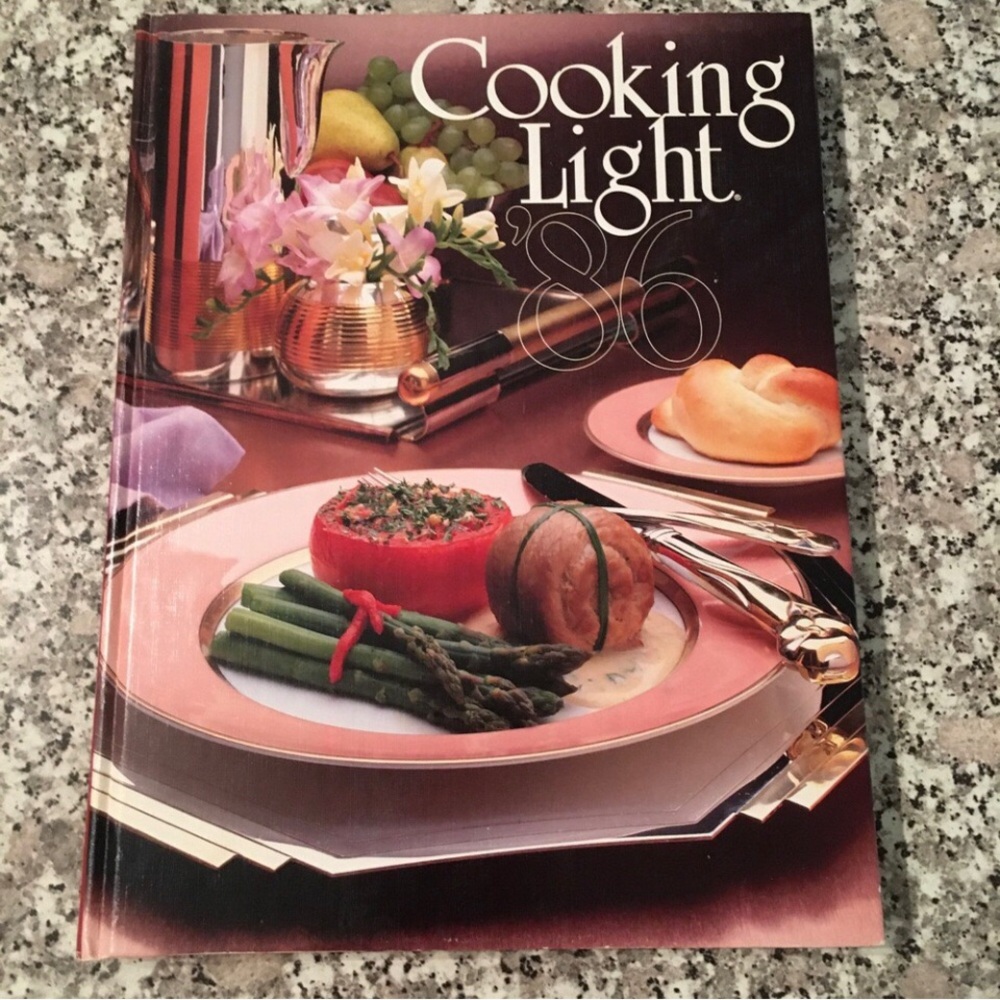 1986 Cooking Light Southern Living cookbook Oxmoor House hardcover food menu 86